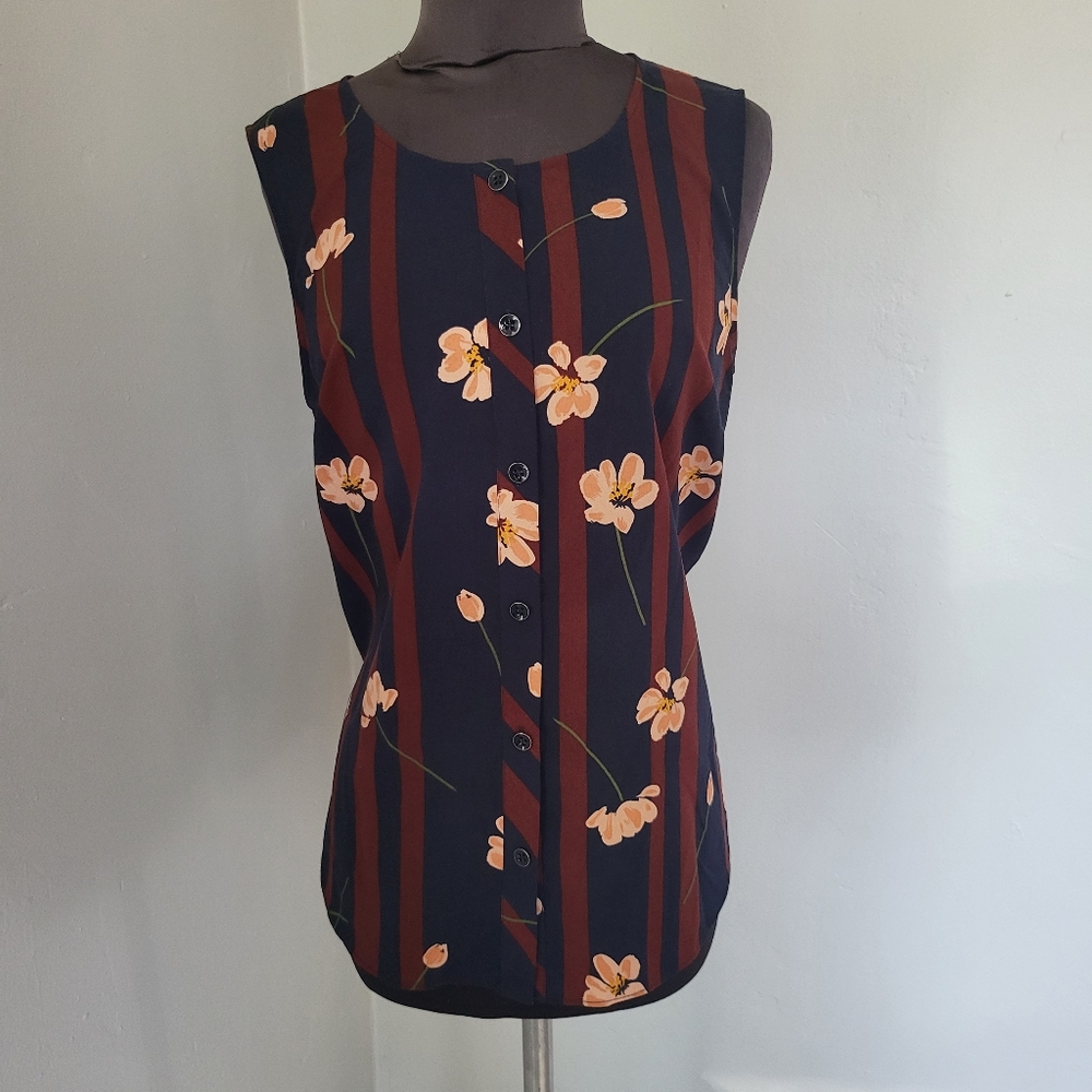 Worn once cabi top size medium